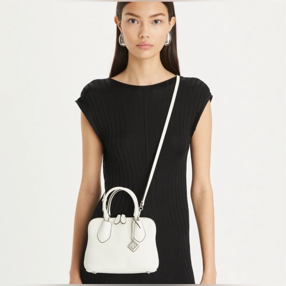 Tory Burch Mini‎ Swing Bag in White - Picture 2 of 4